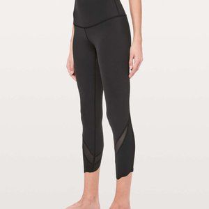 LULULEMON / WUNDER UNDER CROP *ROLL DOWN SCALLOP